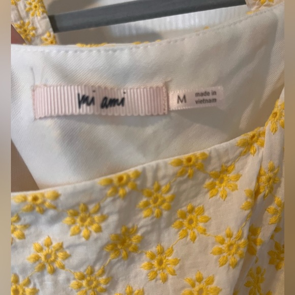 Daisy Dress - Picture 3 of 3